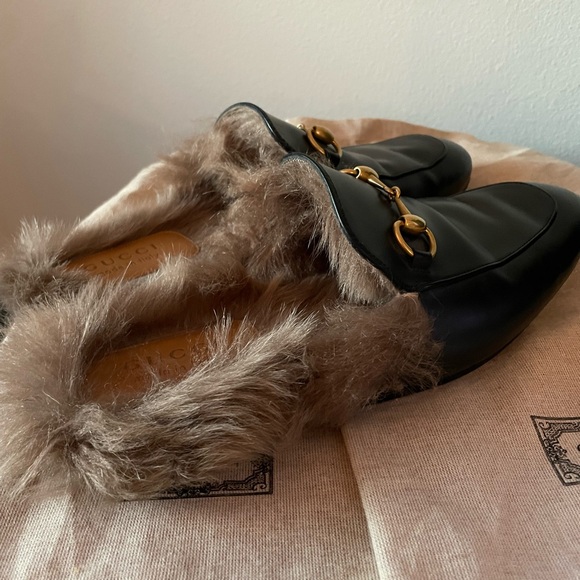 Gucci Princetown Shearling Leather Mules.Size 8